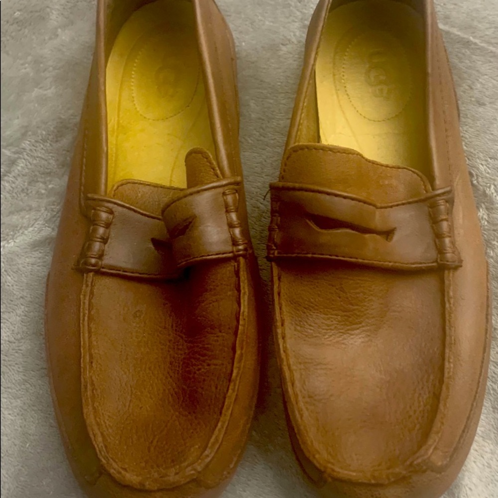 Mens UGG Australia shoes